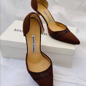 Manolo Blahnik. Made in Italy! Size 6.